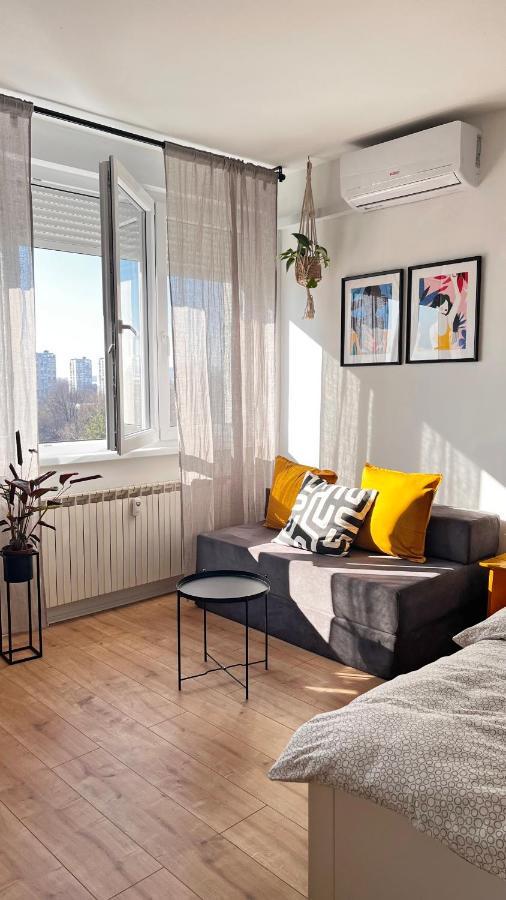Studio Apartman Siget II ザグレブ エクステリア 写真